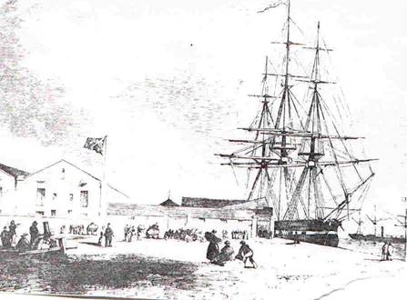 A ship in the port
Description automatically generated with medium confidence